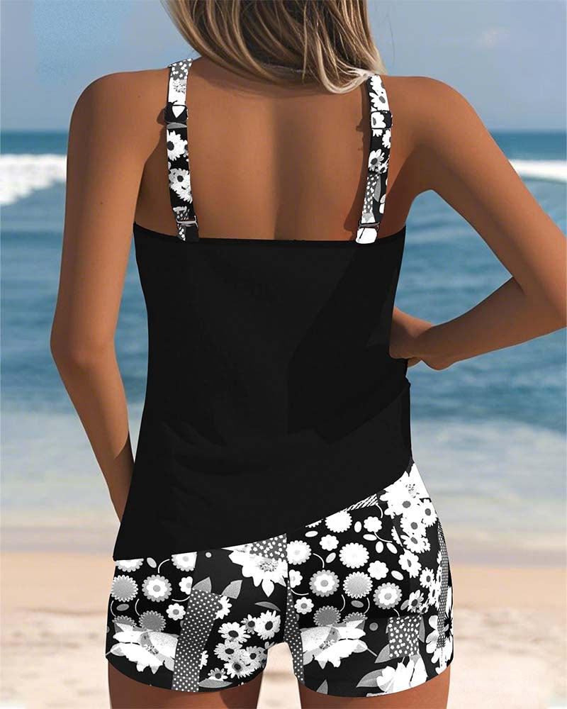 Veronica - Elegantes Badeshirt mit integriertem Boxer und Muster